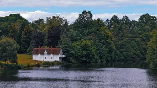 Johnson's Pond - Depuis Park, United Kingdom