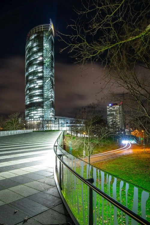 Post Tower - Від Rheinaue, Germany