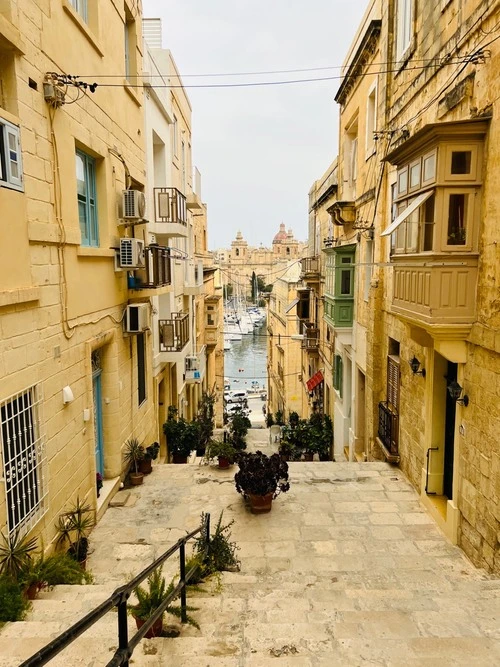 Old Town & St. Lawrence's Church - Malta